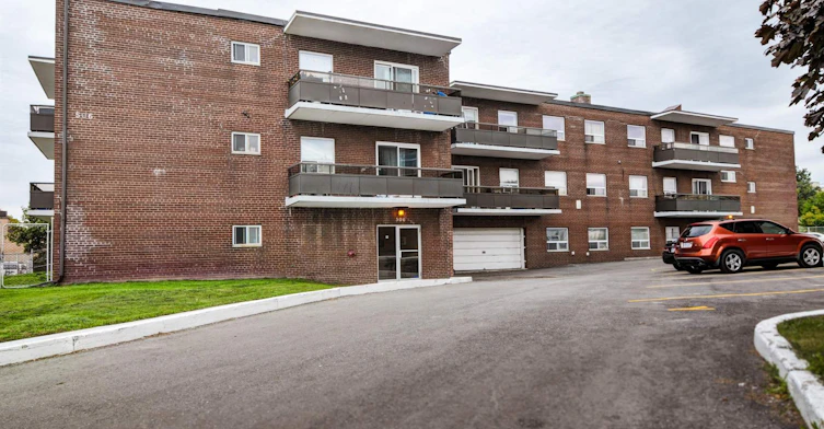 207-506 Danforth Road, Toronto, ON, M1K 1C6