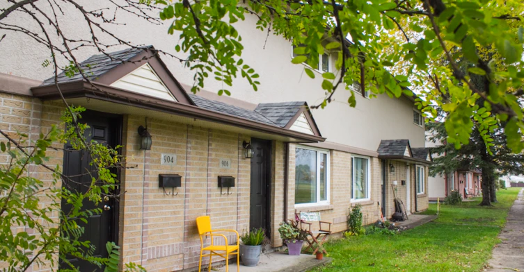 930 Neebing Avenue, Thunder Bay, ON, P7E 3L5 - 4