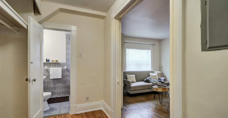 1 Homewood Avenue, Toronto, ON, M4Y 2J8 - 14