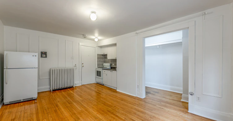 411-1 Homewood Avenue, Toronto, ON, M4Y 2J8 - 23