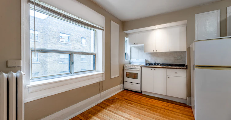 411-1 Homewood Avenue, Toronto, ON, M4Y 2J8 - 15