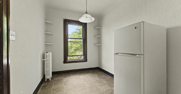 274 Giles Boulevard W, Windsor, ON, N9A 6H3 - 13