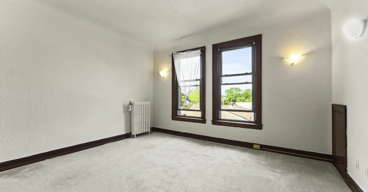 274 Giles Boulevard W, Windsor, ON, N9A 6H3 - 8