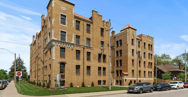 274 Giles Boulevard W, Windsor, ON, N9A 6H3