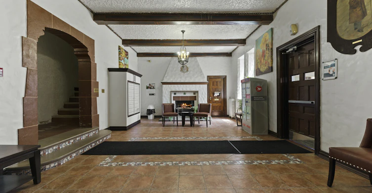 274 Giles Boulevard W, Windsor, ON, N9A 6H3 - 5