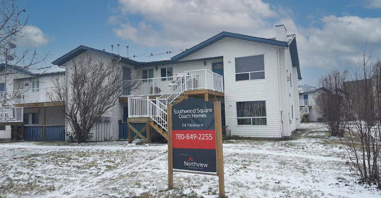 128 12th Avenue, Slave Lake, AB, T0G 2A4