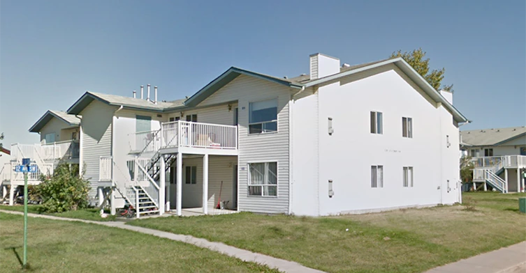 128 12th Avenue, Slave Lake, AB, T0G 2A4 - 2