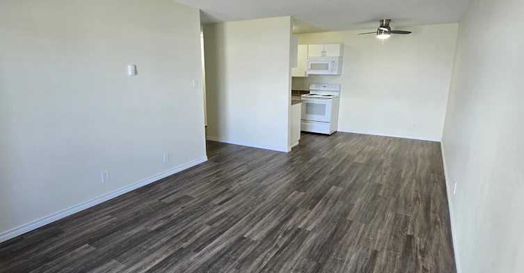 2/3-4001 Enemark Crescent, Prince George, BC, V2N 2X8 - 2