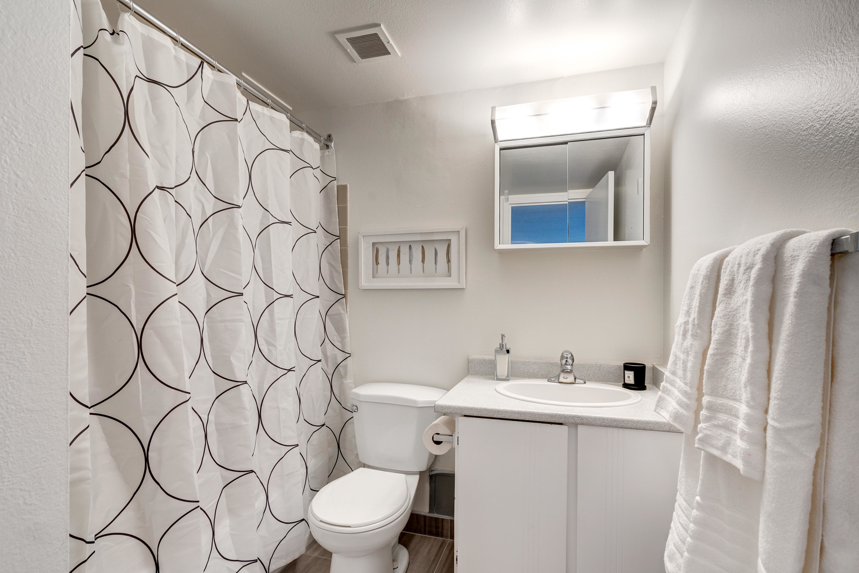 3520 31 Street NW, Calgary, AB, T2L 2A4 - 9