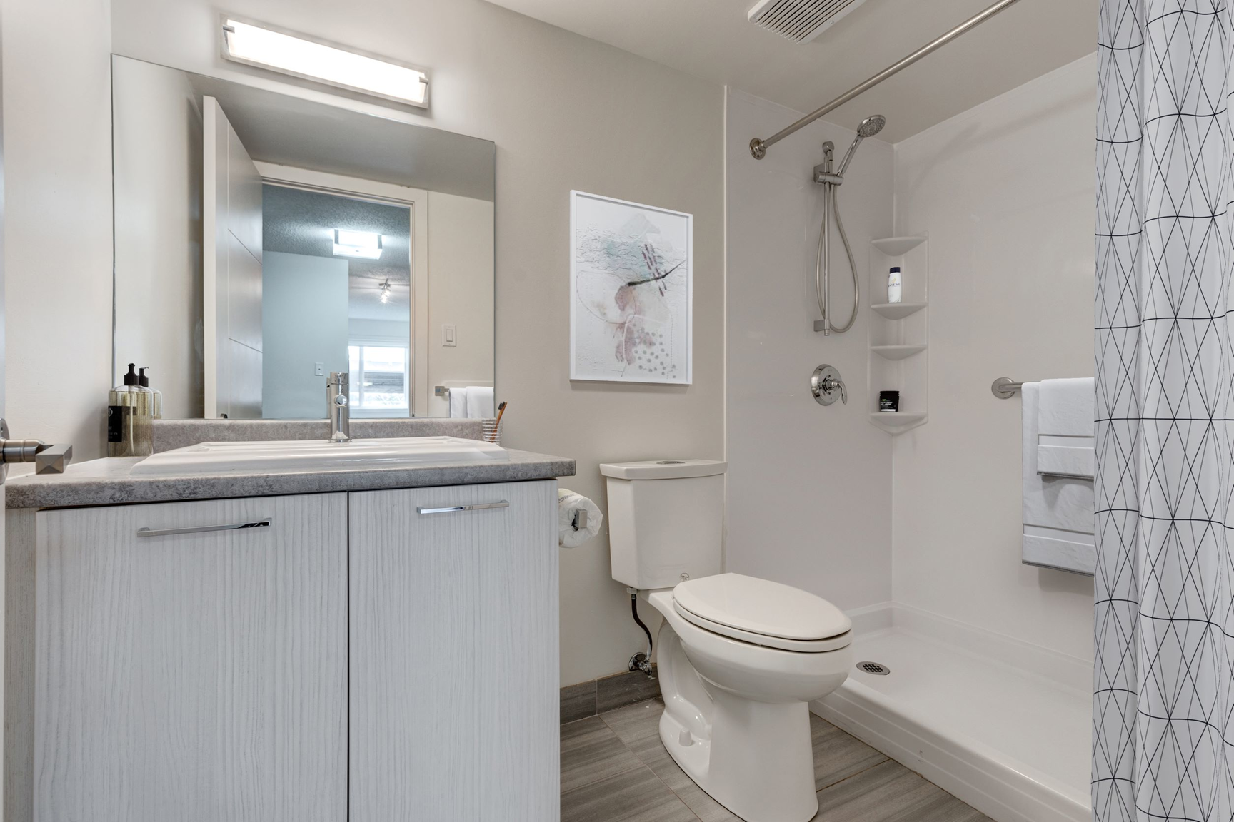 3520 31 Street NW, Calgary, AB, T2L 2A4 - 5