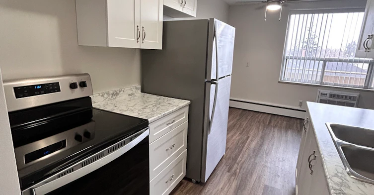 137 Ontario Street, St. Catharines, ON, L2R 5J9 - 4