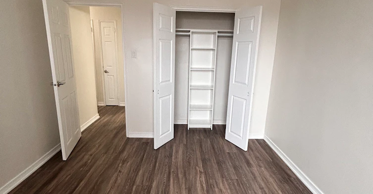 137 Ontario Street, St. Catharines, ON, L2R 5J9 - 5