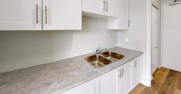 325 Giles Boulevard W, Windsor, ON, N9A 6H7 - 7