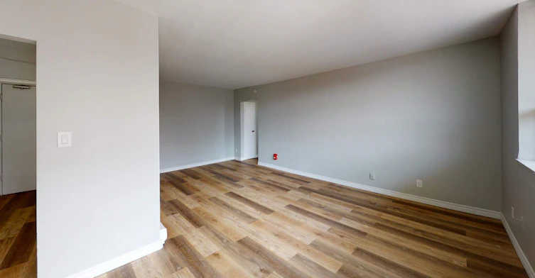 325 Giles Boulevard W, Windsor, ON, N9A 6H7 - 8