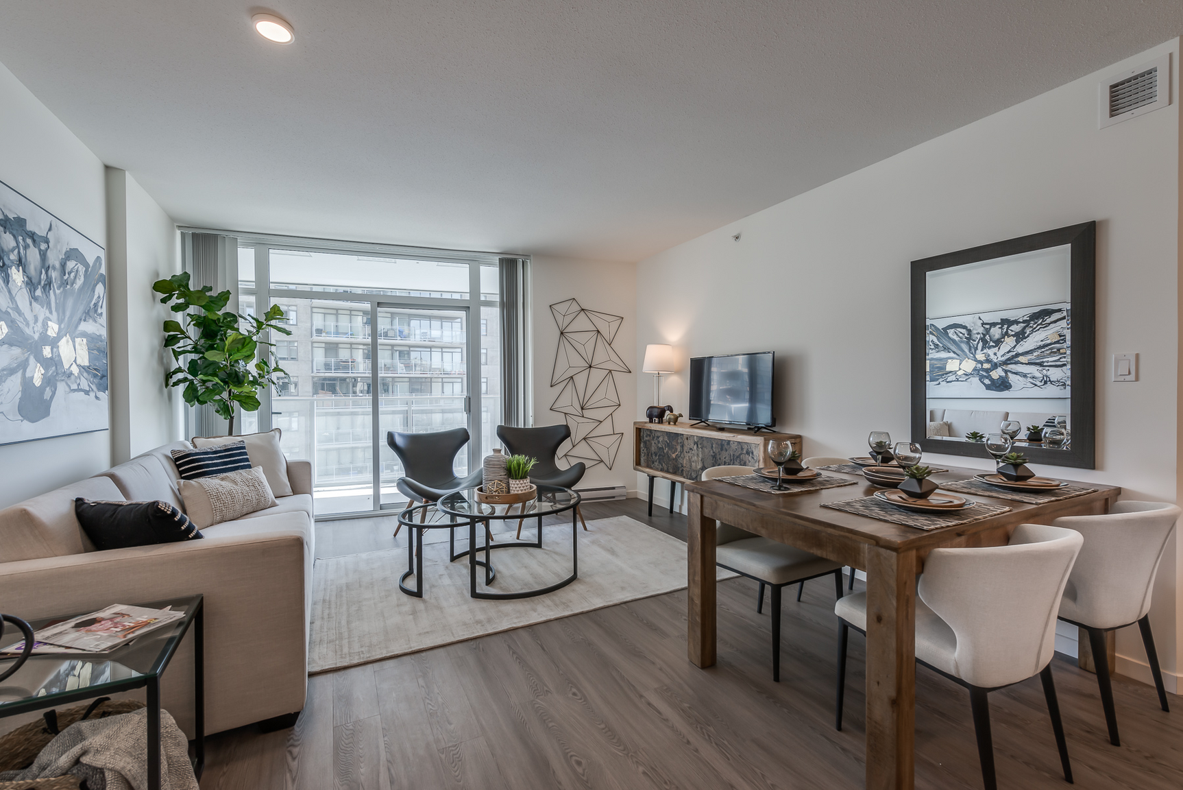 1307-900 Carnarvon Street, New Westminster, BC, V3M 0K4 - 2