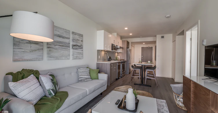 1307-900 Carnarvon Street, New Westminster, BC, V3M 0K4 - 4