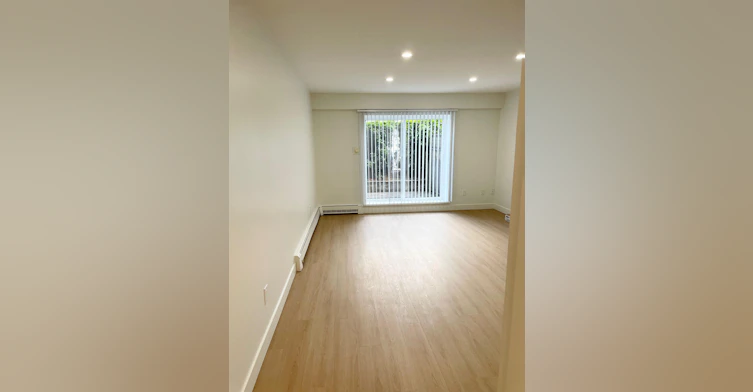 1065 WEST 11th Avenue, Vancouver, BC, V6H 1K2 - 2
