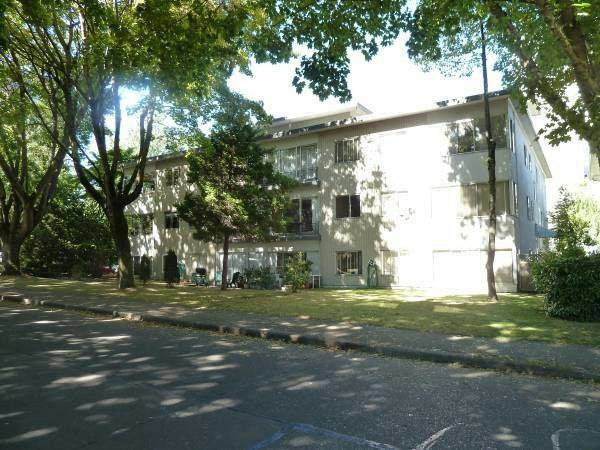 203-1898 Balsam Street, Vancouver, BC, V6K 3M4