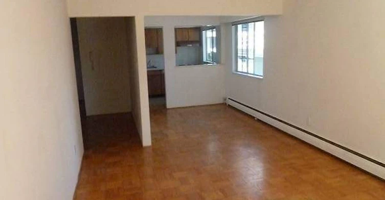 203-1898 Balsam Street, Vancouver, BC, V6K 3M4 - 3