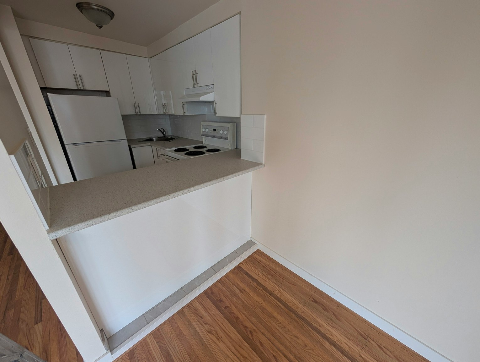 203-1345 Nelson Street, Vancouver, BC, V6E 1J8 - 2