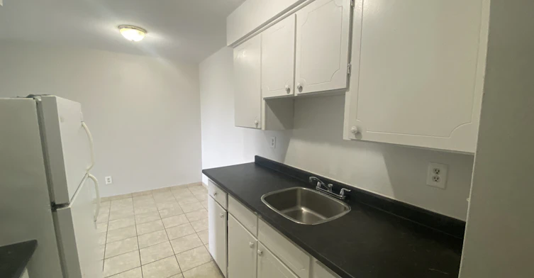 3580 Seminole Street, Windsor, ON, N8Y 1Y2 - 5