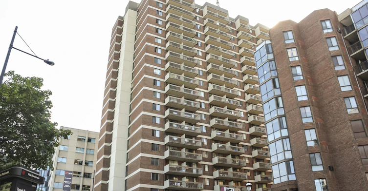 1202-1025 Sherbrooke Street E, Montréal, QC, H2L 1L4 - 11