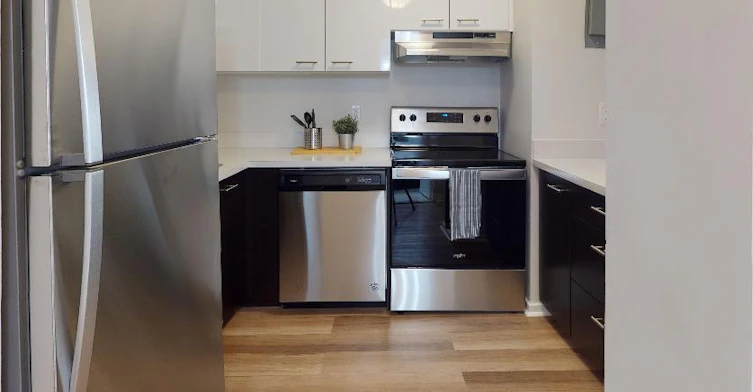 XXX0-1025 Sherbrooke Street E, Montréal, QC, H2L 1L4 - 2
