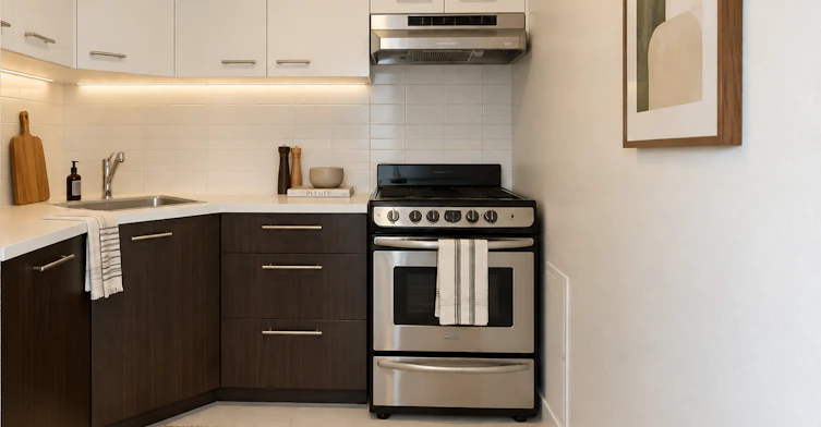 1612-235 Sherbrooke Street W, Montréal, QC, H2X 1X8 - 2