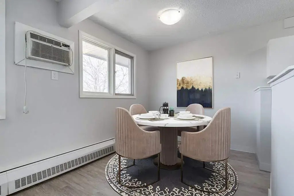 10-331 Broad Street, Regina, SK, S4R 2X8 - 2