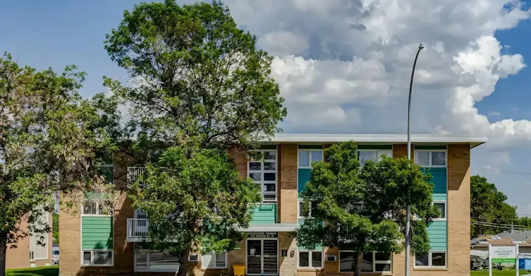 10-331 Broad Street, Regina, SK, S4R 2X8 - 18