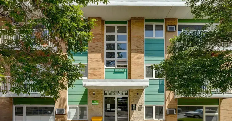 10-331 Broad Street, Regina, SK, S4R 2X8 - 19