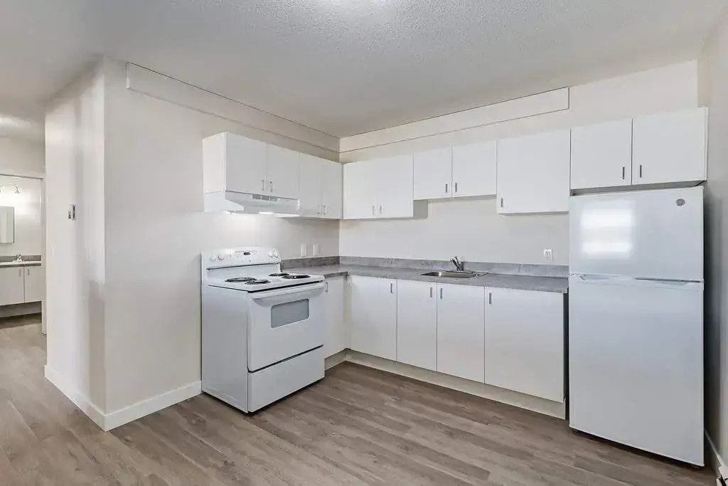 10-331 Broad Street, Regina, SK, S4R 2X8 - 9