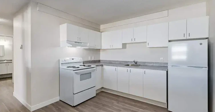 10-331 Broad Street, Regina, SK, S4R 2X8 - 9