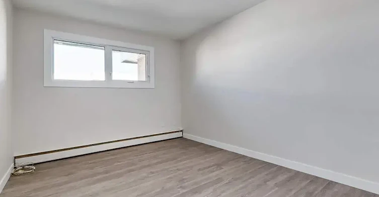 10-331 Broad Street, Regina, SK, S4R 2X8 - 13