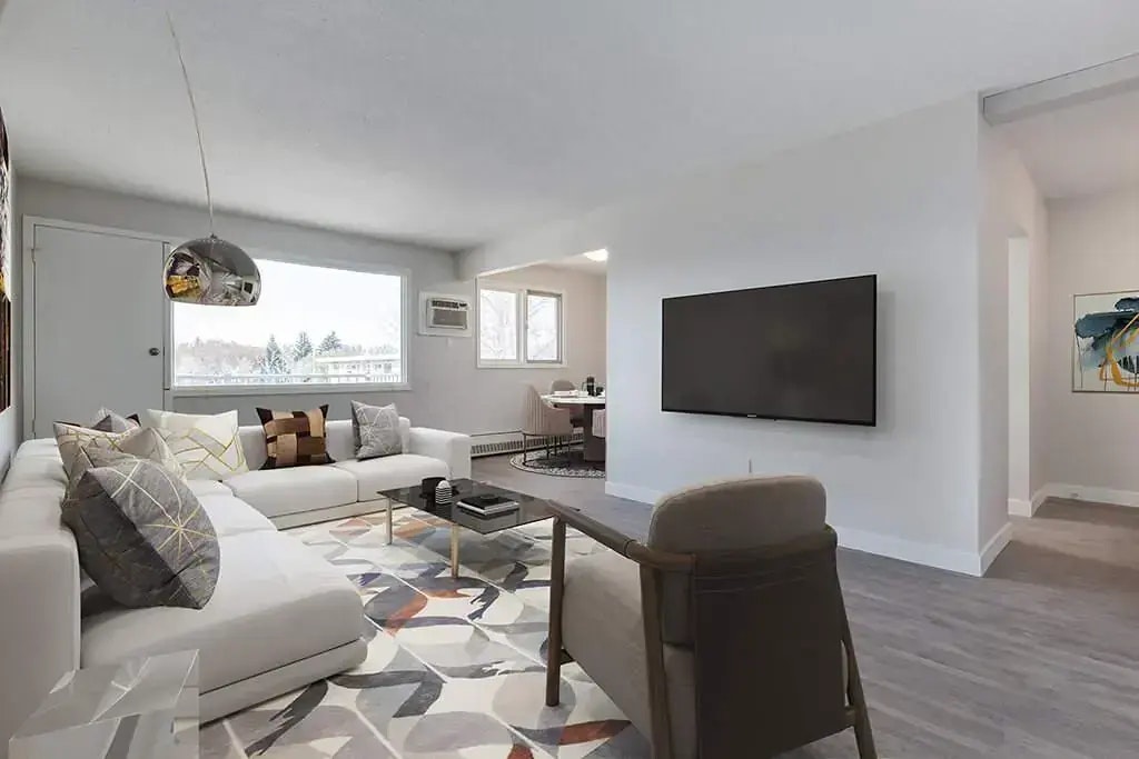 10-331 Broad Street, Regina, SK, S4R 2X8