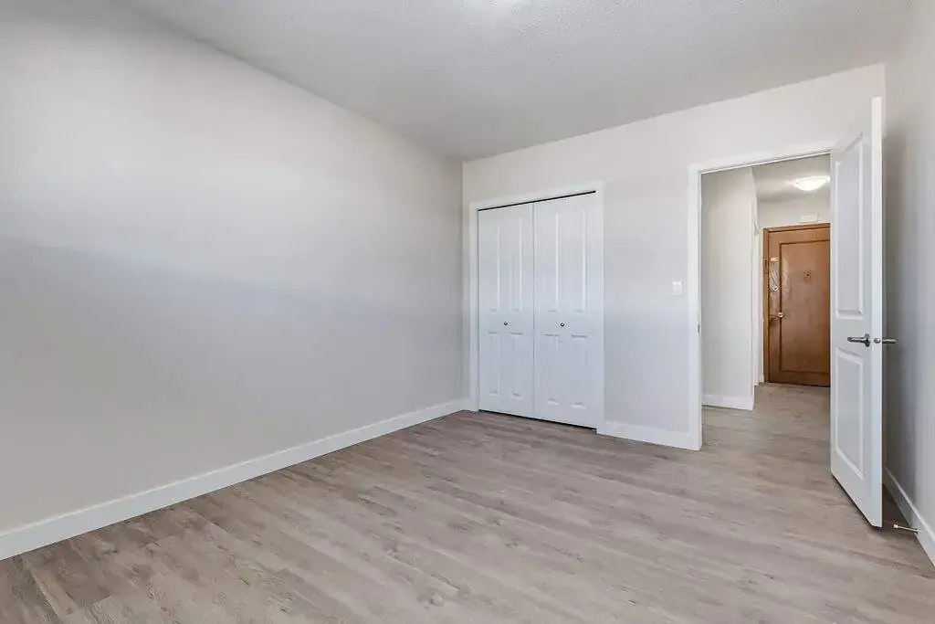 7-331 Broad Street, Regina, SK, S4R 2X8 - 14