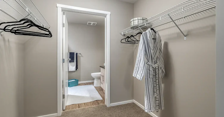 2 Crestview Boulevard, Sylvan Lake, AB, T4S 0T7 - 8