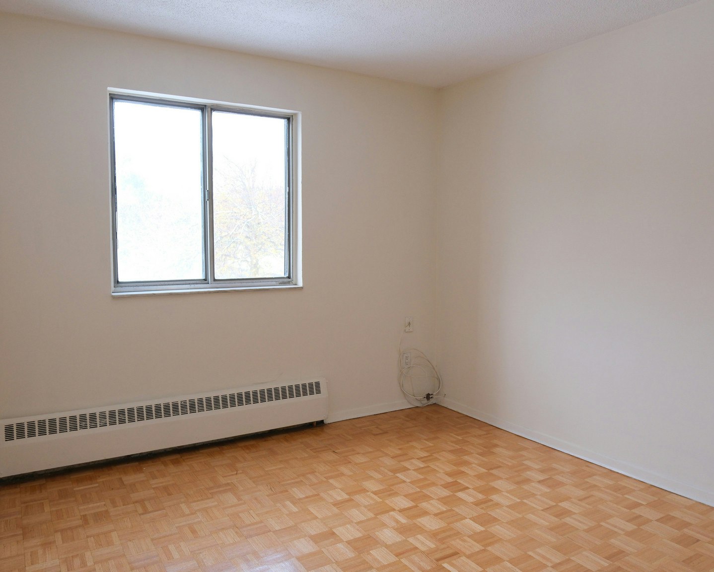 202-100 Cedar Avenue, Richmond Hill, ON, L4C 2A9 - 3