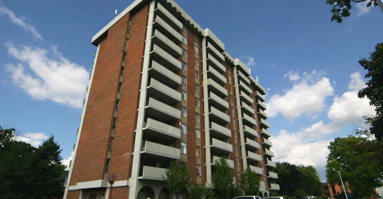 601-34 Centre Street West, Richmond Hill, ON, L4C 3P5