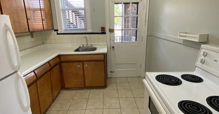 686 Argyle Road, Windsor, ON, N8Y 3J6 - 3