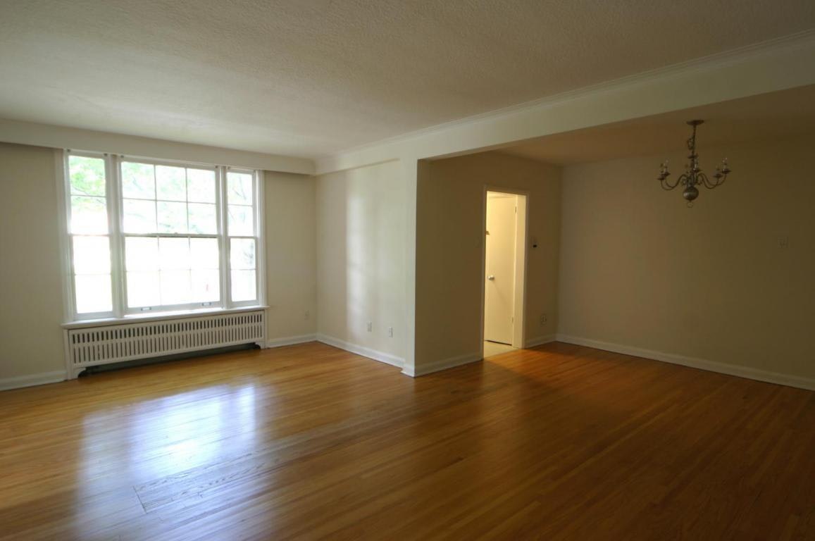 81M-6-75 Leacrest Road, Toronto, ON, M4G 1E5 - 3