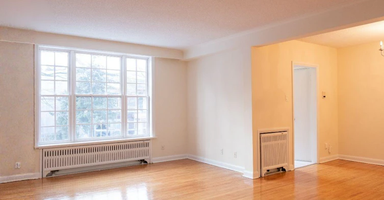 81M-5-75 Leacrest Road, Toronto, ON, M4G 1E5