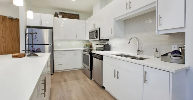 144 Watson Road N, Guelph, ON, N1E 0S4 - 2