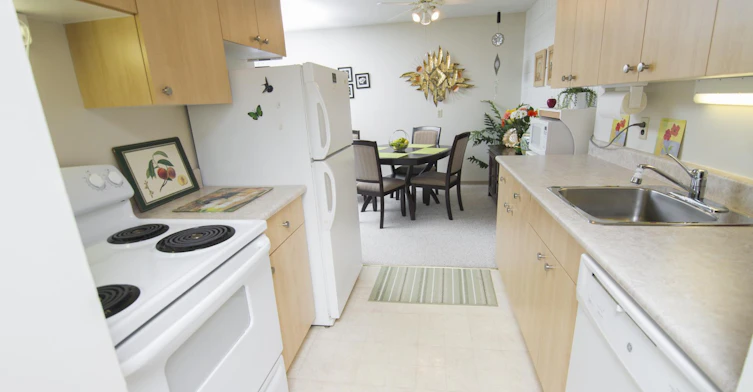 205-311 Partridge Avenue, Winnipeg, MB, R2V 3M4 - 6