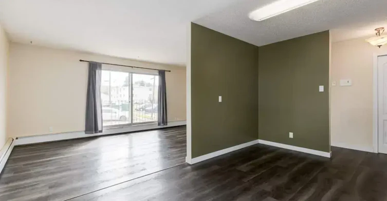 301-4819 47 Street, Camrose, AB, T4V 1J6 - 2