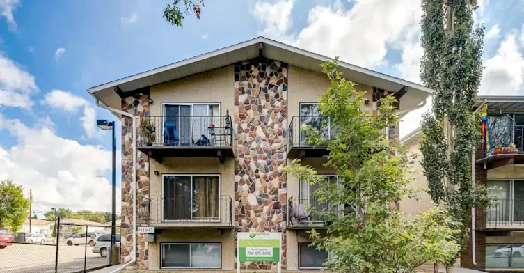 301-4819 47 Street, Camrose, AB, T4V 1J6 - 12