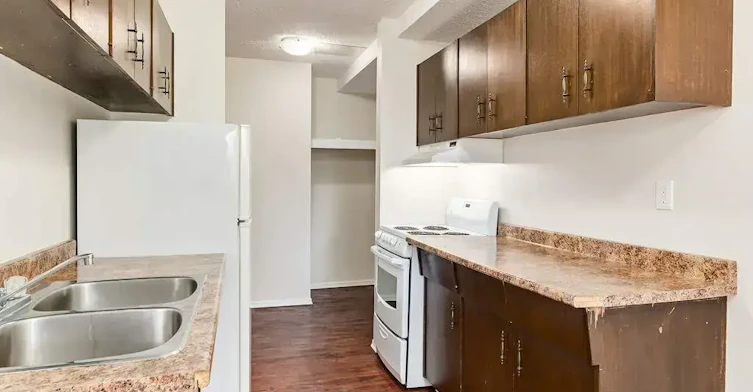 2-29 Grand Drive, Camrose, AB, T4V 2T3 - 29