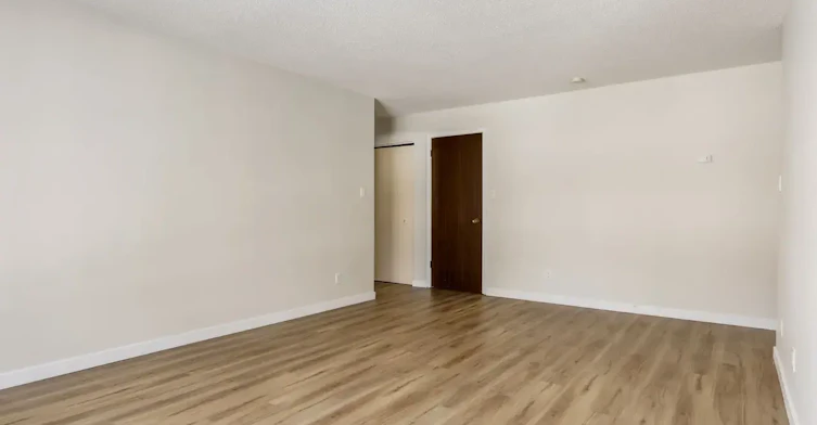 2-29 Grand Drive, Camrose, AB, T4V 2T3 - 12
