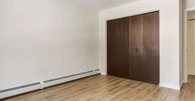 2-29 Grand Drive, Camrose, AB, T4V 2T3 - 14