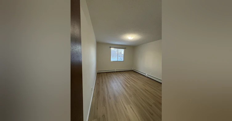 5-29 Grand Drive, Camrose, AB, T4V 2T3 - 45